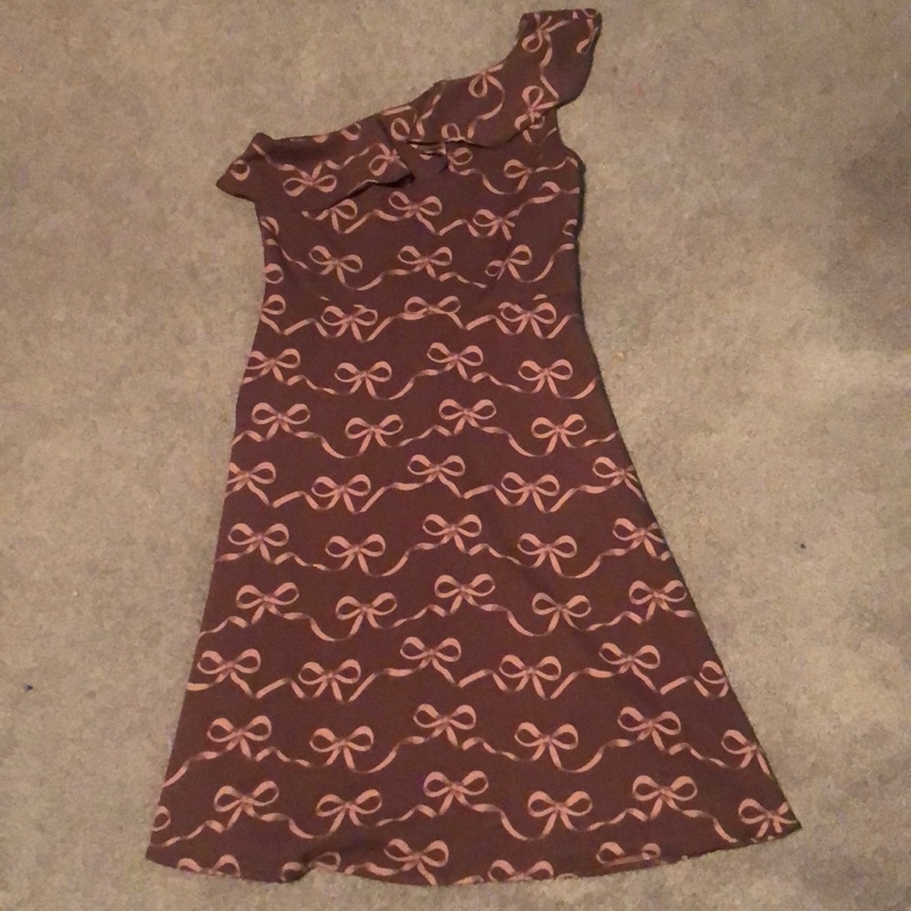 Purple dress with pink bows